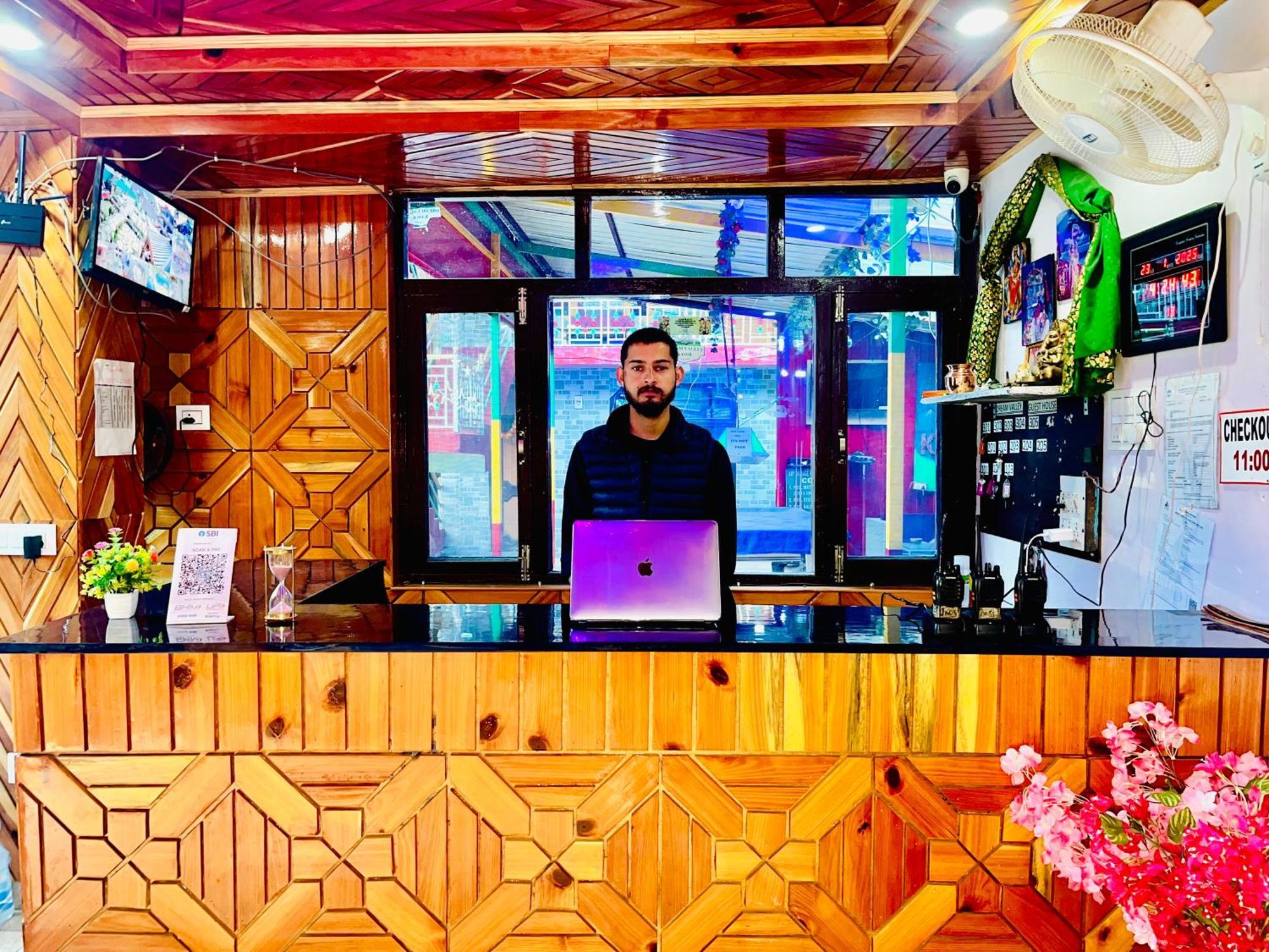 Hotel Brownie River View Kasol Buitenkant foto