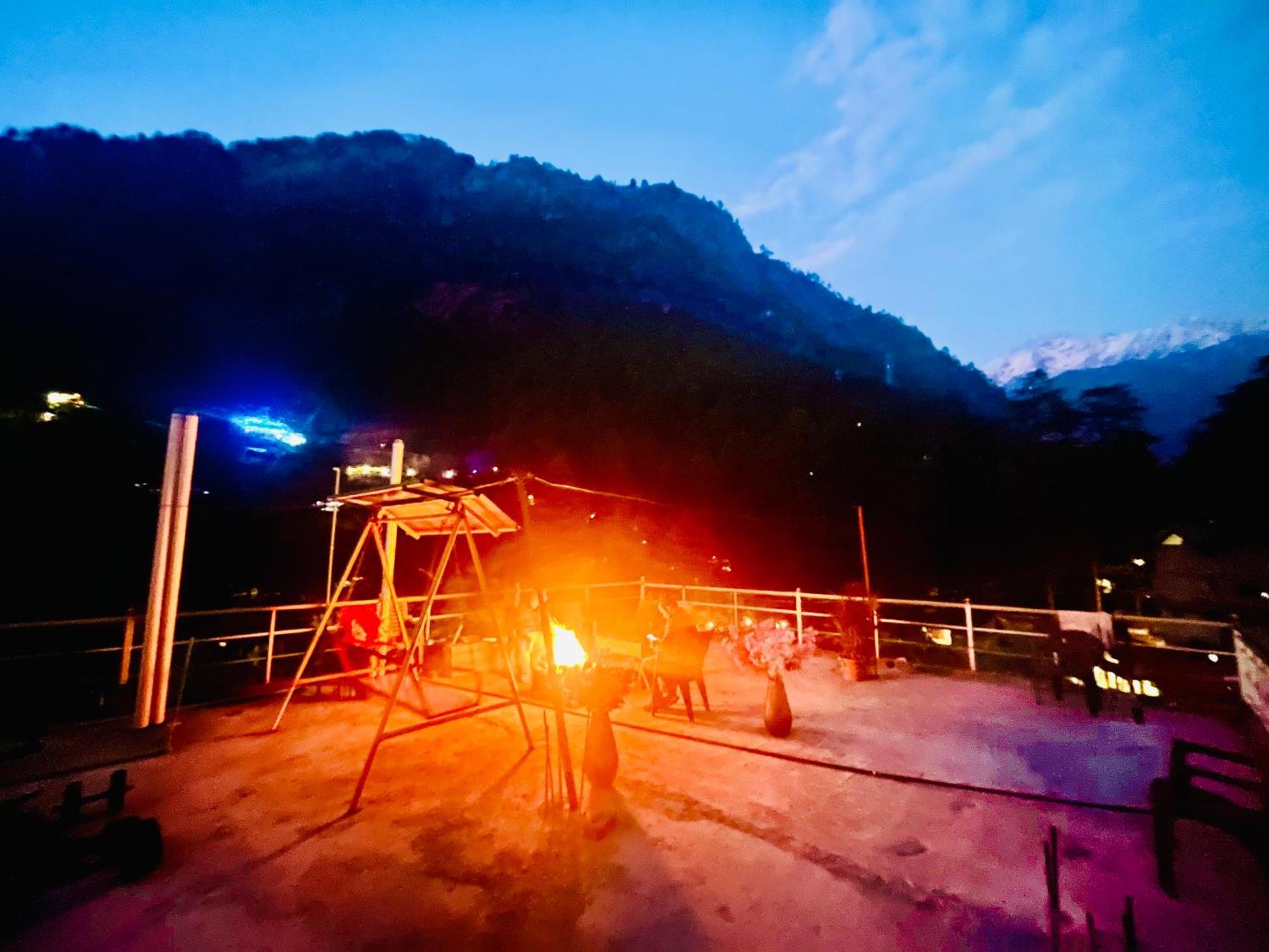 Hotel Brownie River View Kasol Buitenkant foto