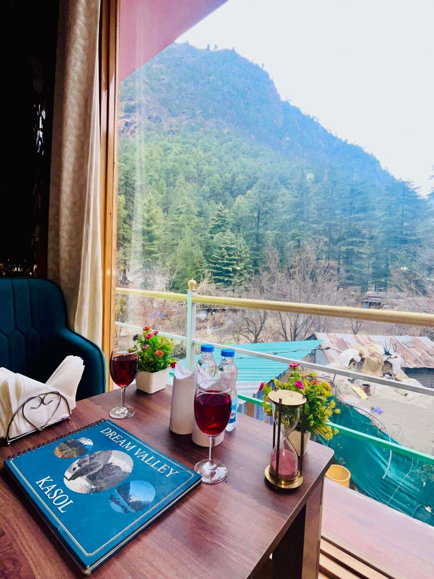Hotel Brownie River View Kasol Buitenkant foto