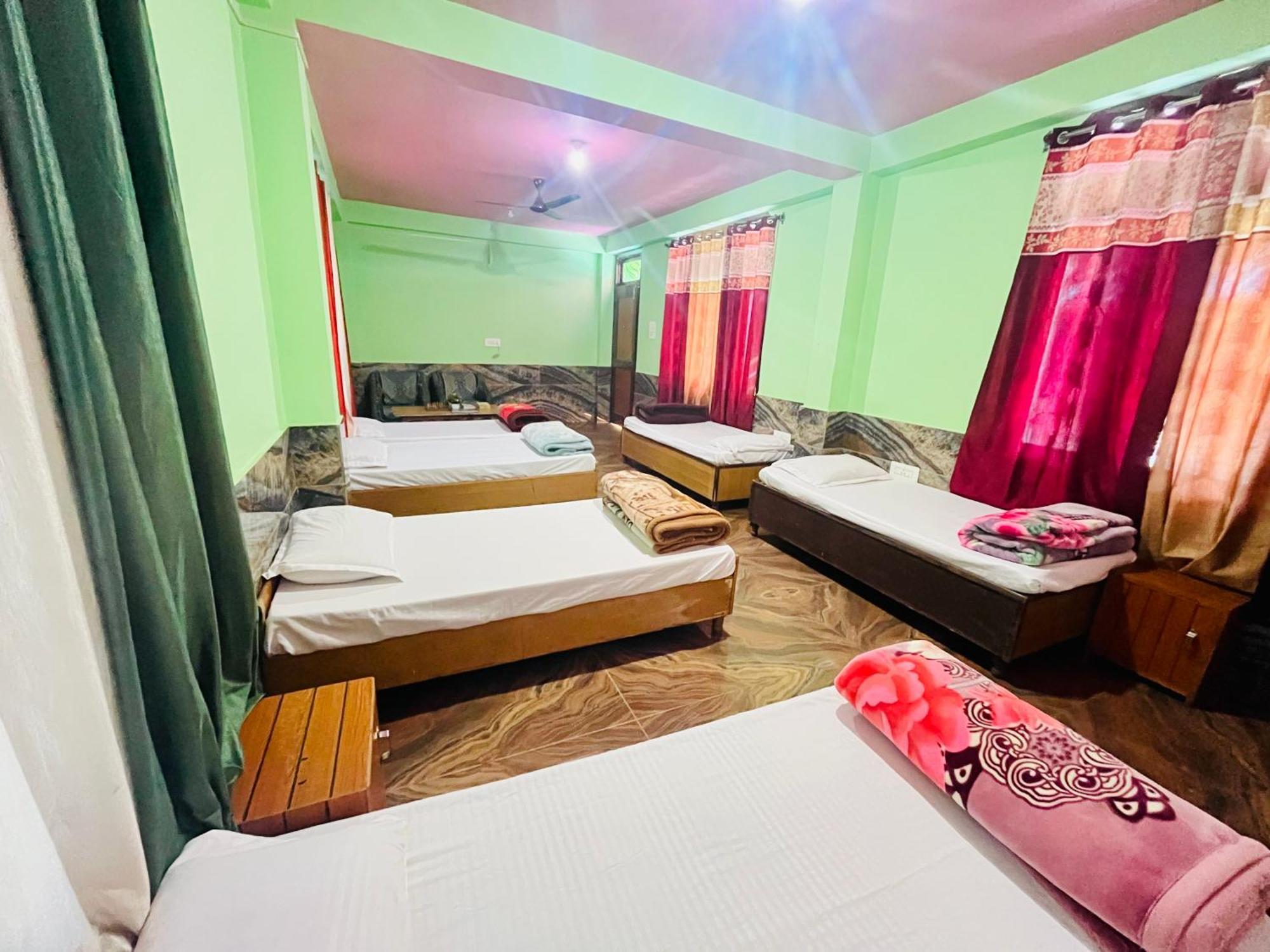 Hotel Brownie River View Kasol Buitenkant foto