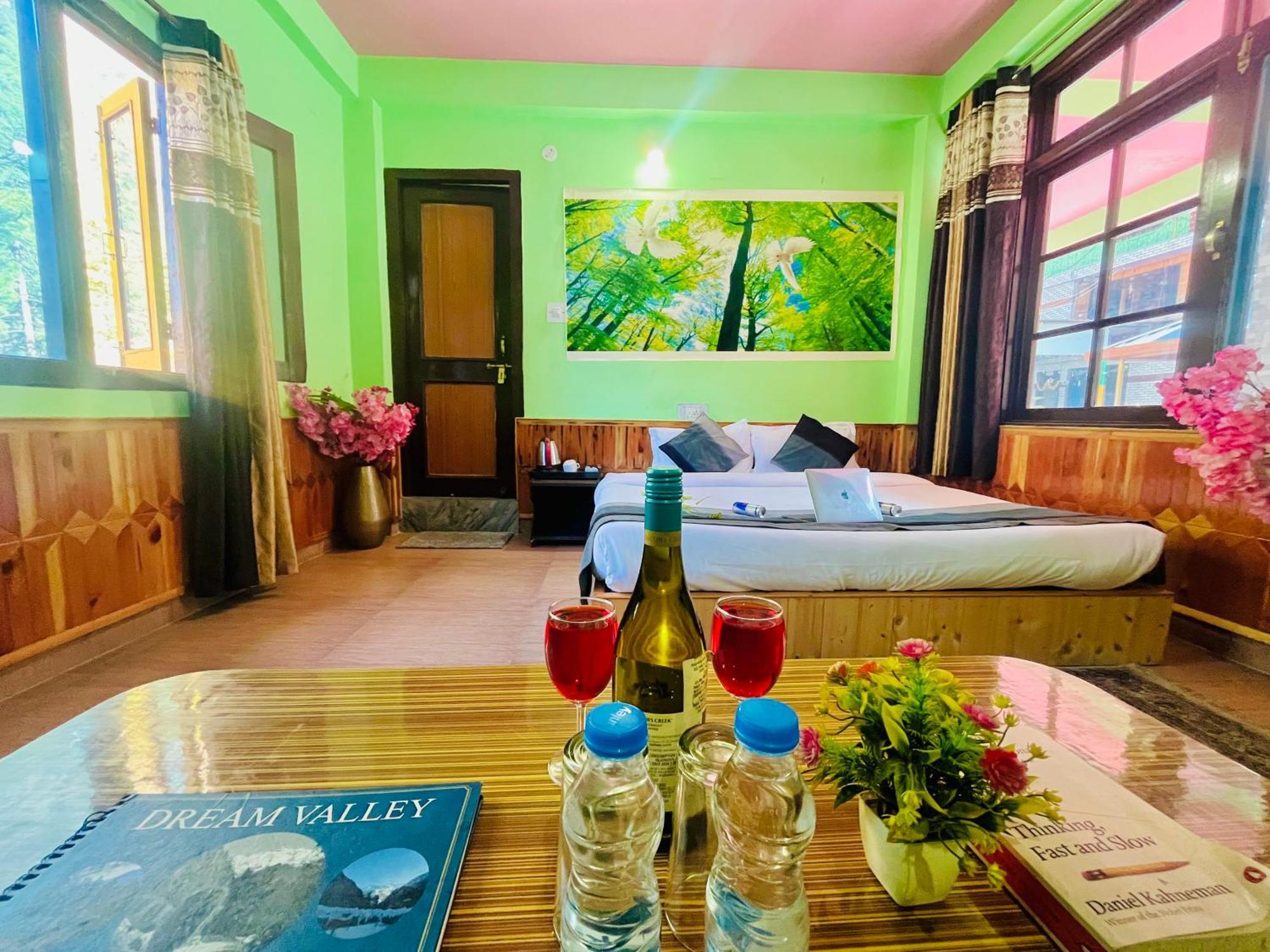 Hotel Brownie River View Kasol Buitenkant foto