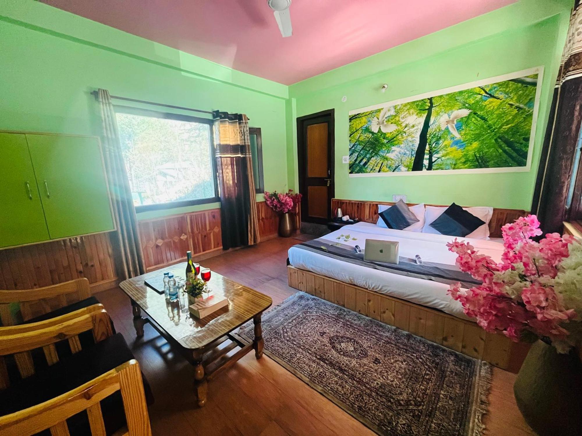 Hotel Brownie River View Kasol Buitenkant foto