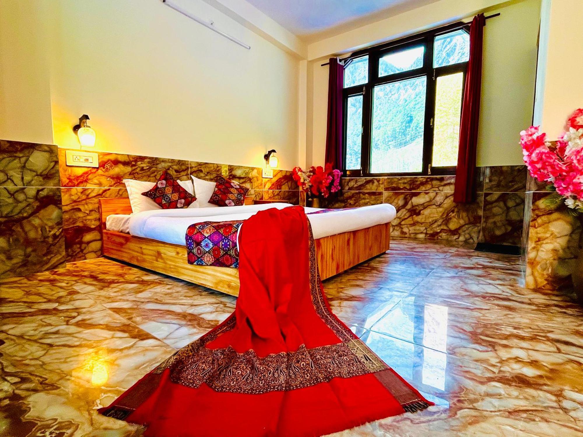 Hotel Brownie River View Kasol Buitenkant foto